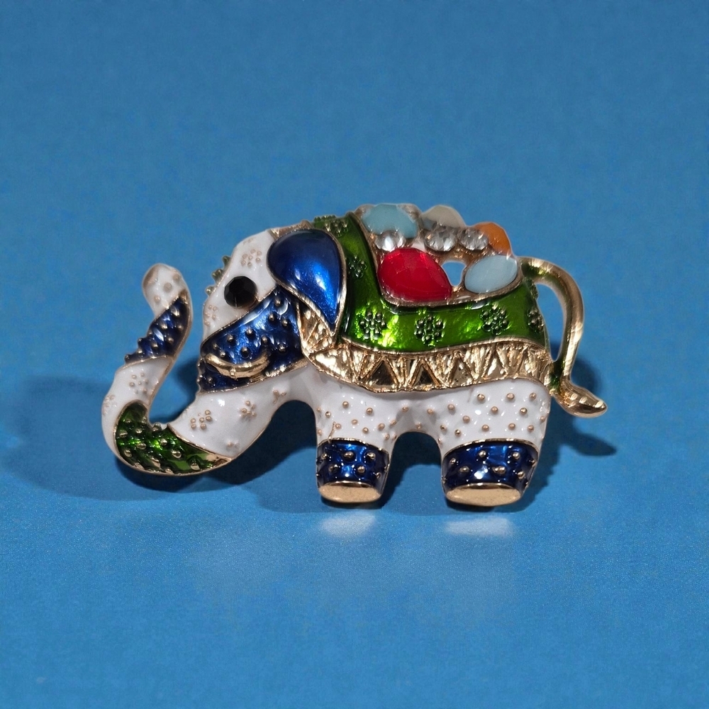 Elephant Brooch With Lucky Trunk Up